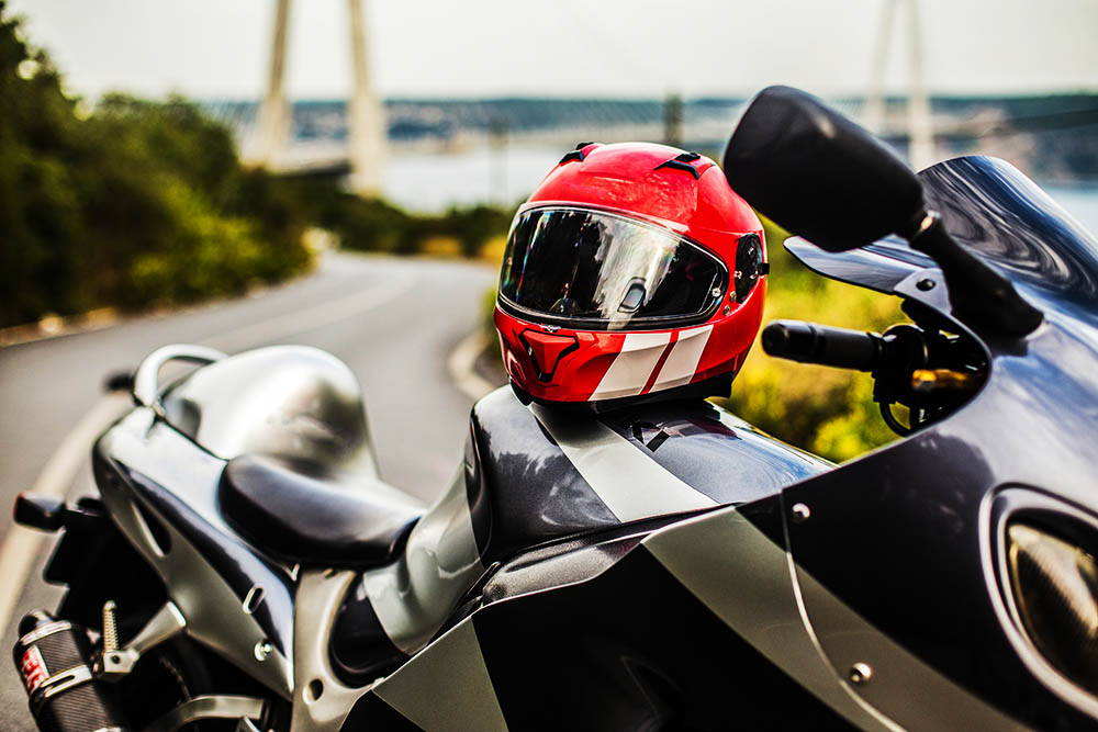 Discover the Thrills and Freedom of Jet Skiing – Why You Need to Try It Now!